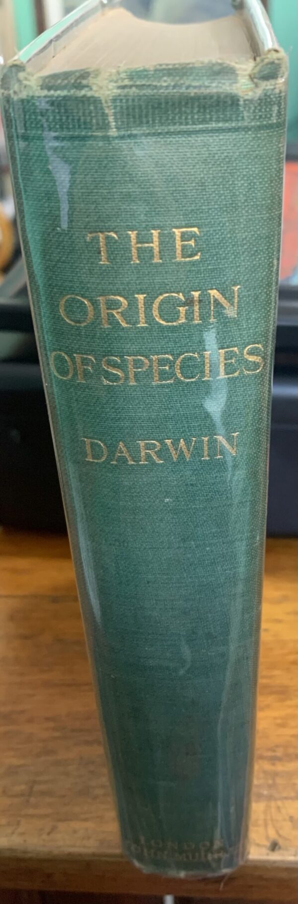 Origin of the Species C. Darwin 1902