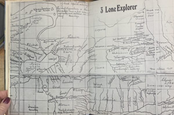 Livingstone and his African journeys / Elspeth Huxley; introduction by Sir Vivian Fuchs. - Image 5
